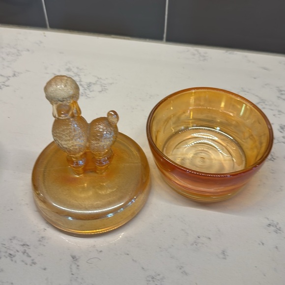 VTG Jeanette Carnival Glass Iridescent Poodle Dog Powder Box / Jar Trinket Dish - Picture 2 of 6